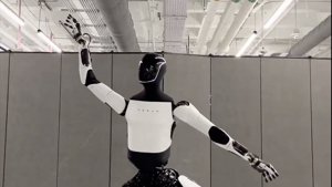 Tesla Optimus Shows Off Impressive Dance Moves in New Video