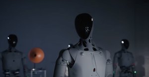 Tesla vs. XPeng: The Robot Wars Are Here 🍿