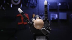 LinkerBot's Dexterous Hands: A Leap in Robotic Manipulation